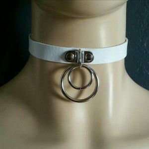 O ring leather collar choker 😈